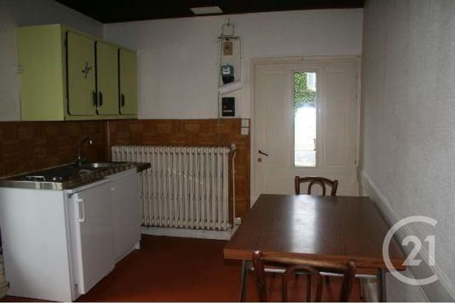 Appartement F1 à louer - 1 pièce - 19 m2 - Gannat - 03 - AUVERGNE