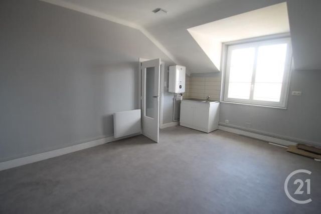 Appartement F2 à louer - 2 pièces - 43,19 m2 - Gannat - 03 - AUVERGNE