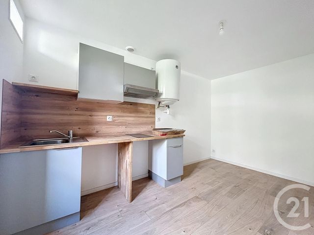 Appartement F1 à louer - 1 pièce - 26 m2 - Varennes Sur Allier - 03 - AUVERGNE