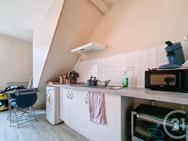 Appartement à louer - 2 pièces - 30,75 m2 - St Pourcain Sur Sioule - 03 - AUVERGNE